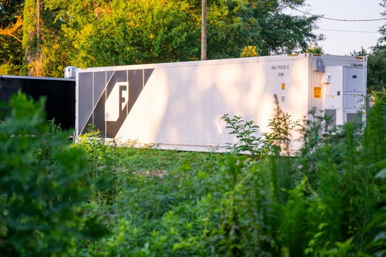 Freight Farms: Hydroponic Growing Setup | Urban Farming